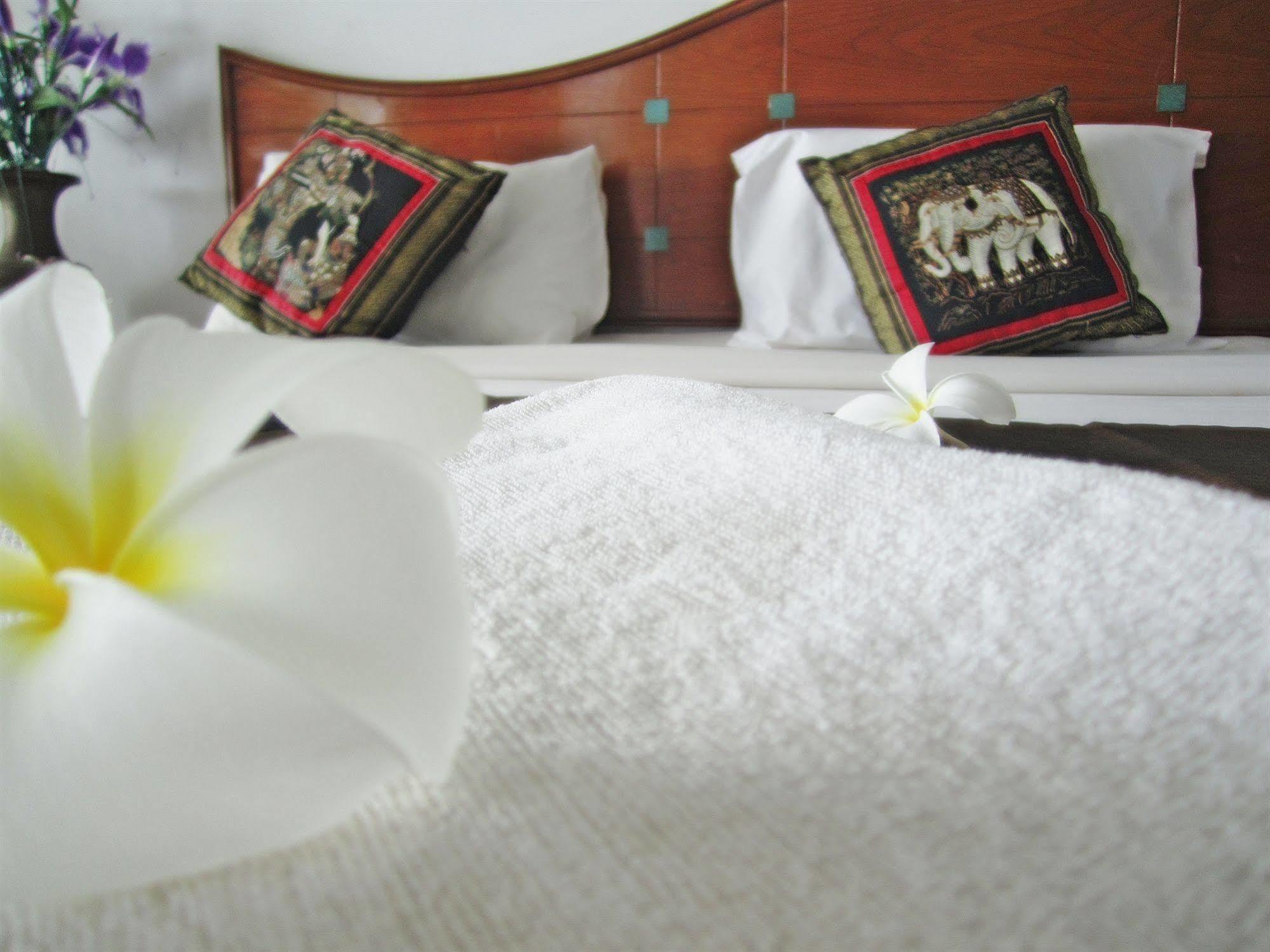 Lanta Il Mare Beach Resort Ко-Ланта Екстер'єр фото