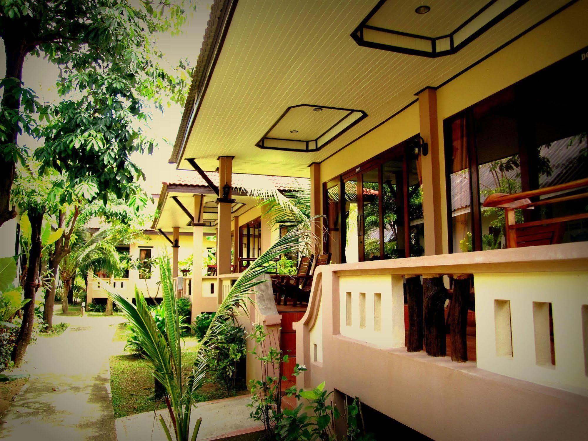 Lanta Il Mare Beach Resort Ко-Ланта Екстер'єр фото